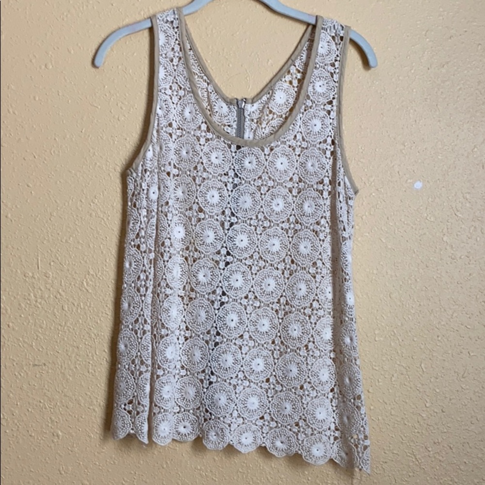 Crochet circle print cream tank, S